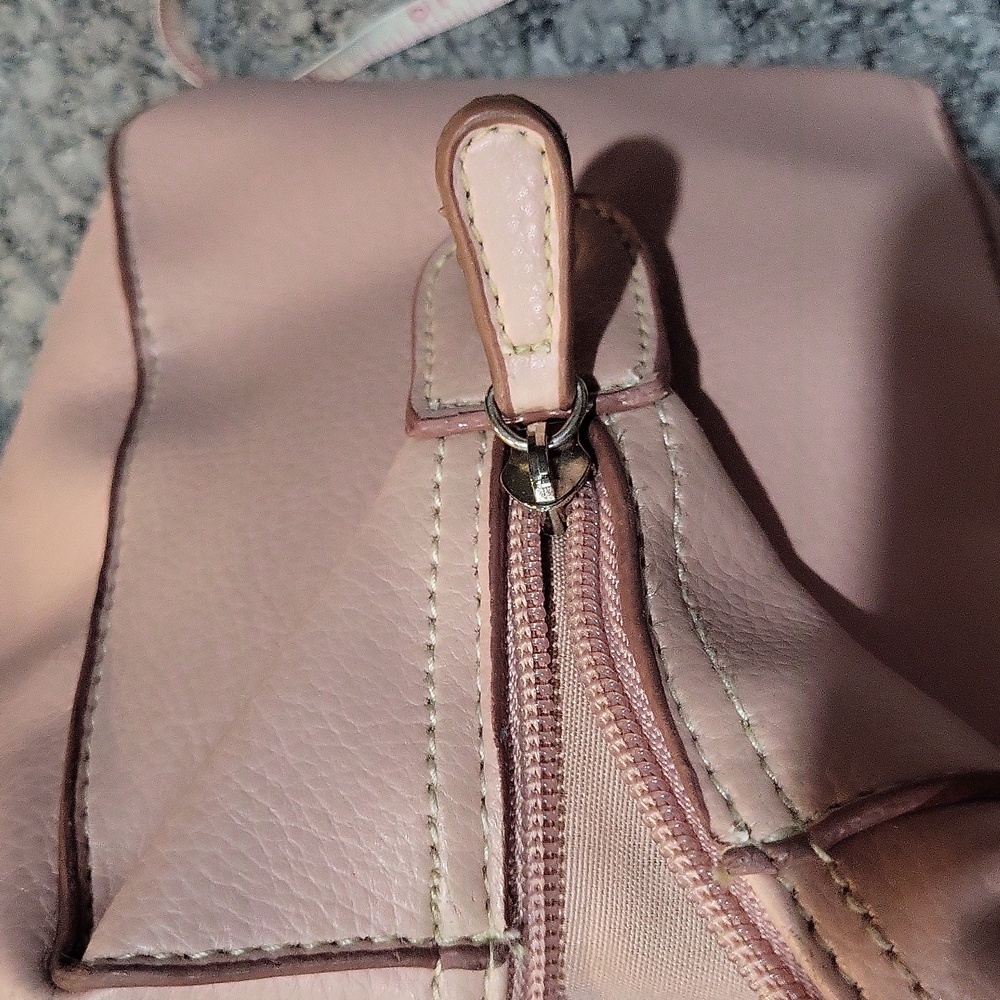 Rosetti Purse 🩷 - Picture 10 of 15